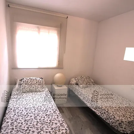 Apartamento - A 600m De La Playa De La Carihuela - Terraza Soleada - Piscina - Parking Gratis Torremolinos